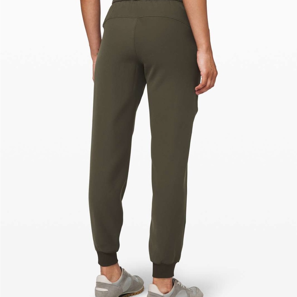 Lululemon On the Fly Jogger | Dark Green Olive Color | Woman’s Size 2 - Picture 2 of 7